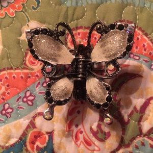 Butterfly hair clip